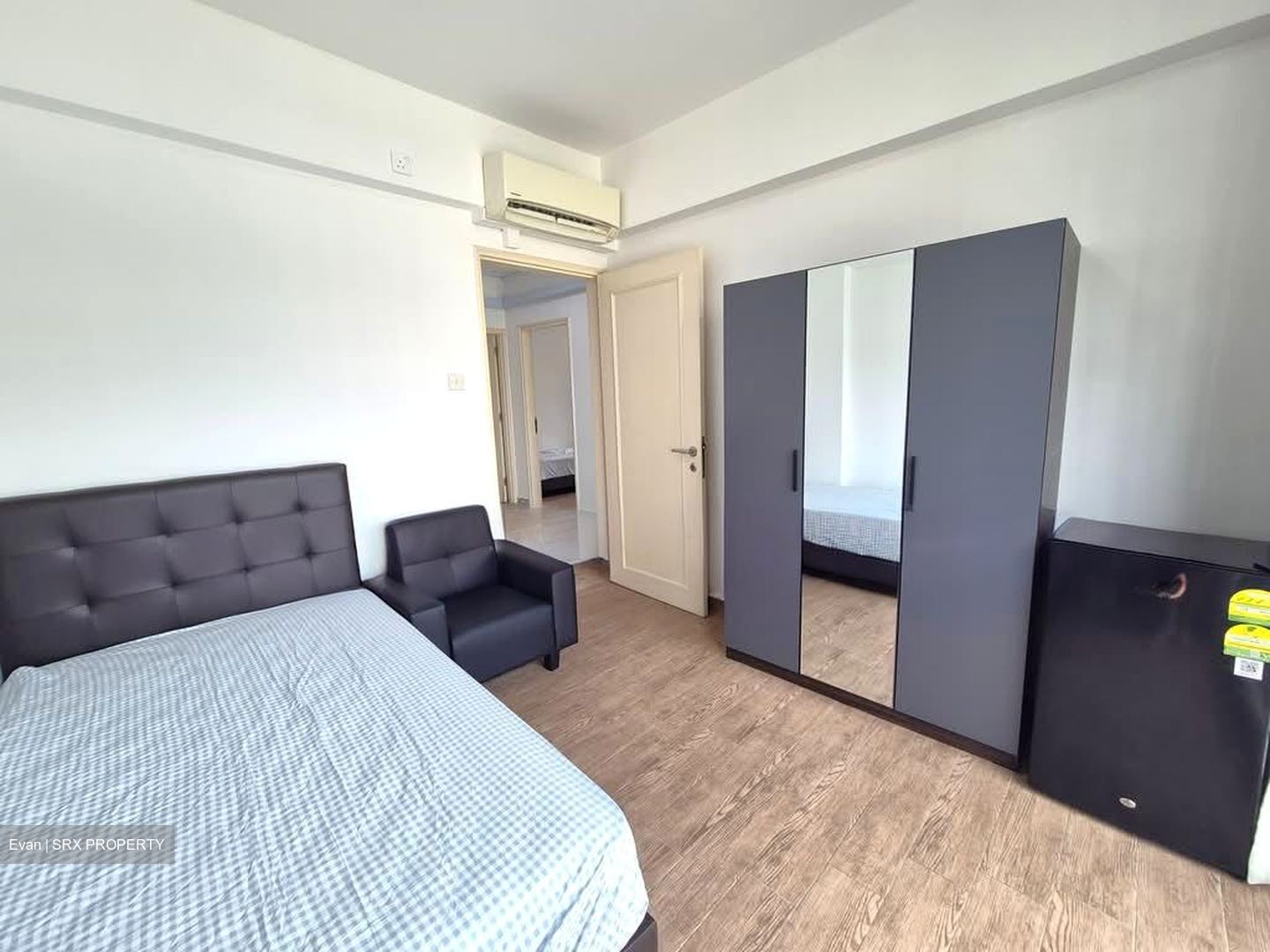 Emerald Park (D3), Condominium #589388201